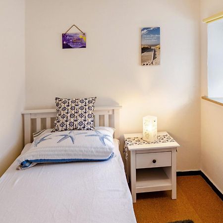 Ferienhaus Segelboot Krummhörn Exteriér fotografie